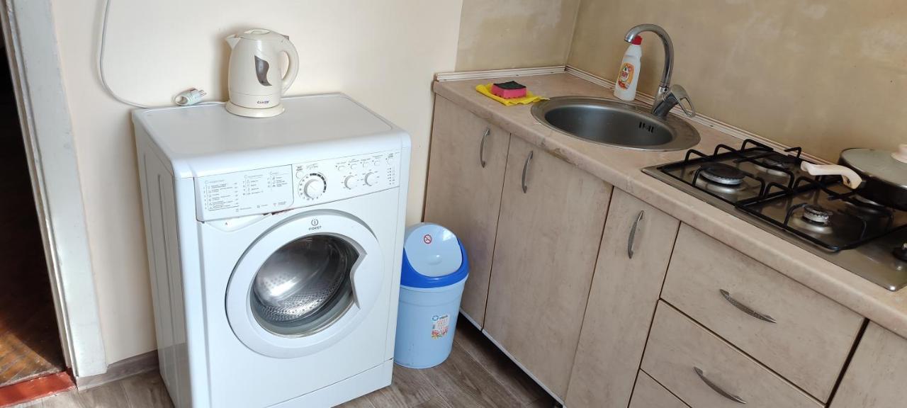 تشيسيناو 3 Rooms Apartment In Center المظهر الخارجي الصورة